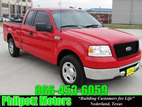 Bright Red Ford F150 XLT SuperCab.  Click to enlarge.