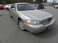 2007 Town Car Signature #1