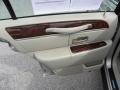 2007 Town Car Signature #8