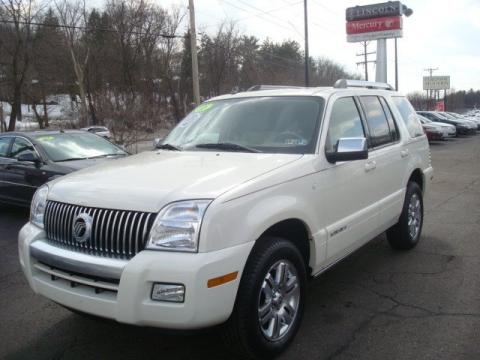White Chocolate Tri Coat Mercury Mountaineer Premier AWD.  Click to enlarge.