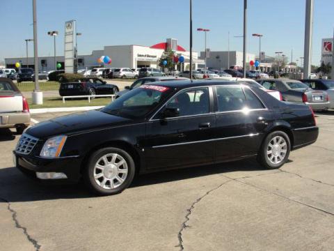 Black Raven Cadillac DTS .  Click to enlarge.