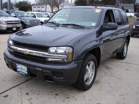 Graphite Metallic Chevrolet TrailBlazer LS 4x4. Click to enlarge. Graphite Metallic Chevrolet TrailBlazer LS 4x4. Click to enlarge.