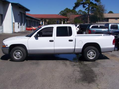 Bright White Dodge Dakota SLT Crew Cab.  Click to enlarge.