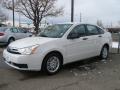 2009 Focus SE Sedan #3