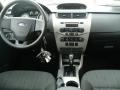 2009 Focus SE Sedan #16