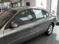 2004 Taurus SE Sedan #8