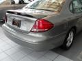 2004 Taurus SE Sedan #10