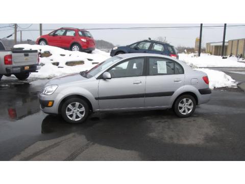 Clear Silver Kia Rio LX Sedan.  Click to enlarge.