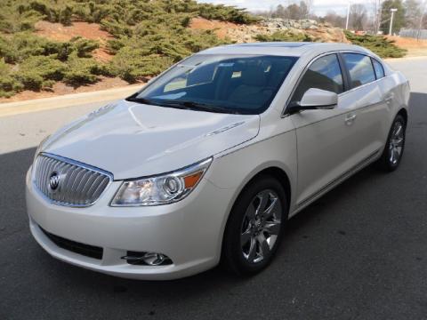 White Diamond Tricoat Buick LaCrosse CXS.  Click to enlarge.