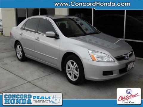 Alabaster Silver Metallic Honda Accord EX Sedan.  Click to enlarge.