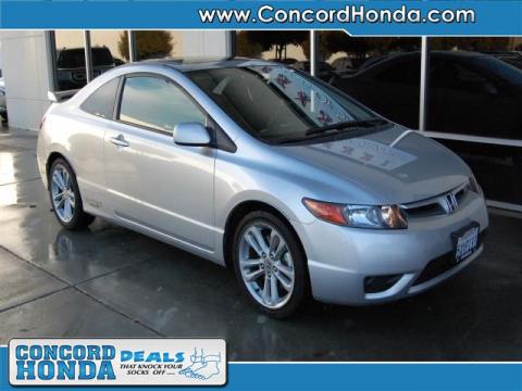Alabaster Silver Metallic Honda Civic Si Coupe.  Click to enlarge.