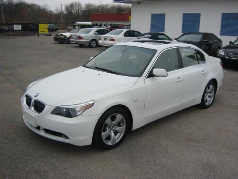 Alpine White BMW 5 Series 530i Sedan.  Click to enlarge.