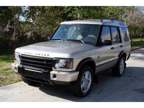 White Gold Land Rover Discovery SE7.  Click to enlarge.