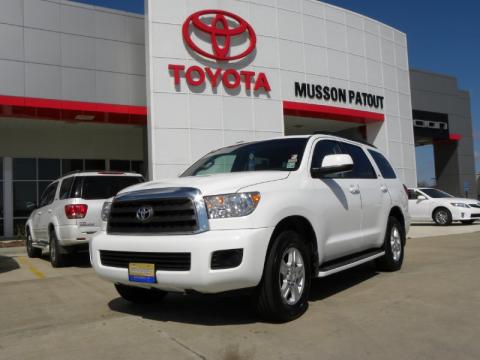 Super White Toyota Sequoia SR5.  Click to enlarge.