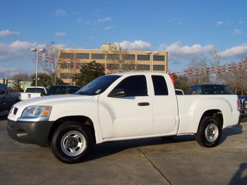 Arctic White Mitsubishi Raider LS Extended Cab.  Click to enlarge.