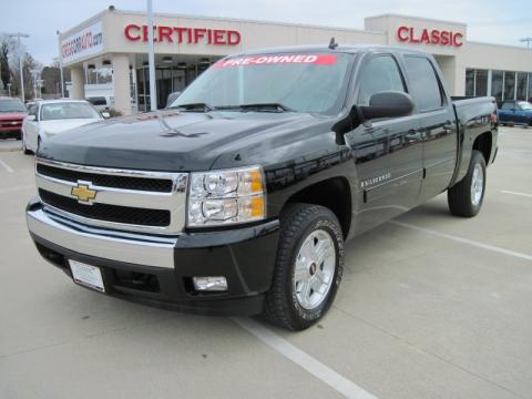 Black Chevrolet Silverado 1500 Z71 Crew Cab 4x4.  Click to enlarge.