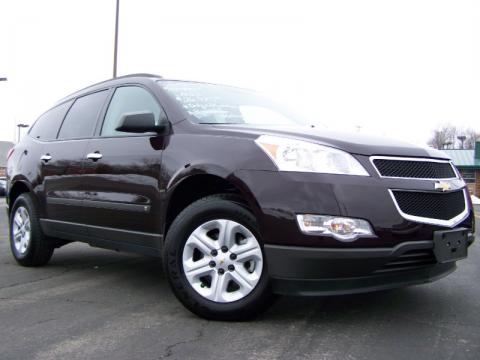 Dark Cherry Metallic Chevrolet Traverse LS.  Click to enlarge.
