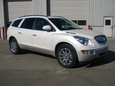 White Diamond Tricoat 2010 Buick Enclave CXL AWD with Cashmere/Cocoa 