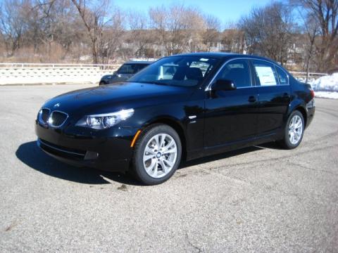 Jet Black BMW 5 Series 535i xDrive Sedan.  Click to enlarge.