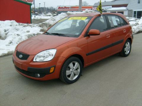 Sunset Orange Kia Rio Rio5 SX Hatchback.  Click to enlarge.