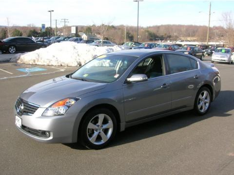 Precision Gray Metallic Nissan Altima 3.5 SE.  Click to enlarge.