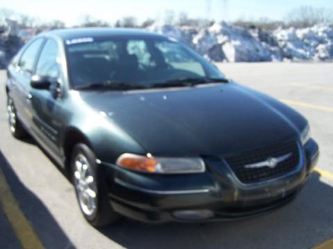 Shale Green Pearl Chrysler Cirrus LXi.  Click to enlarge.