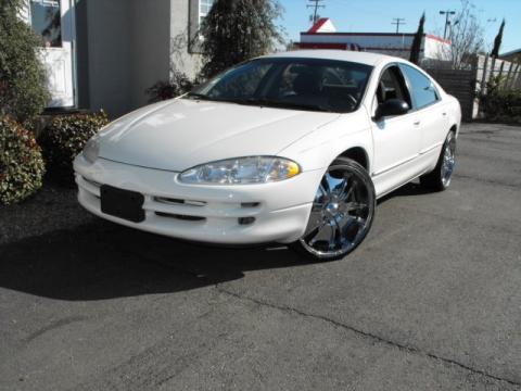 Stone White Dodge Intrepid SE.  Click to enlarge.