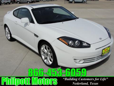 Captiva White Hyundai Tiburon GT.  Click to enlarge.