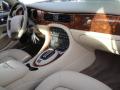 2001 XJ XJ8 L #27