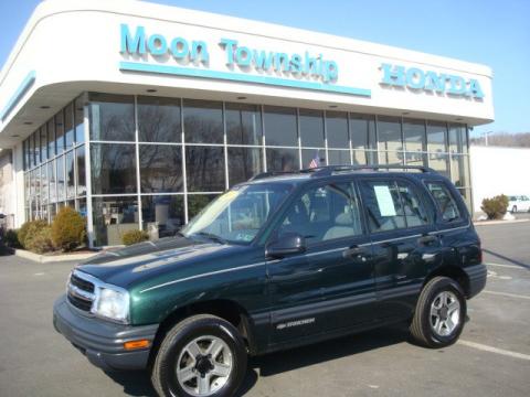 Dark Green Chevrolet Tracker 4WD.  Click to enlarge.