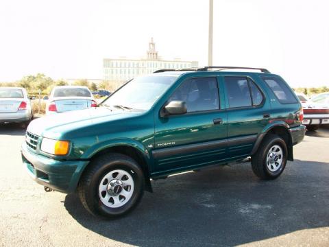 Spruce Green Mica Isuzu Rodeo LS.  Click to enlarge.