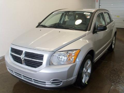 Bright Silver Metallic Dodge Caliber SXT.  Click to enlarge.