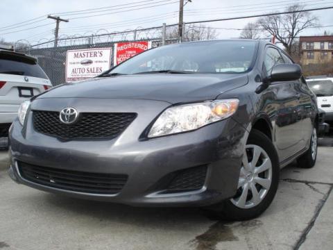 Magnetic Gray Metallic Toyota Corolla LE.  Click to enlarge.