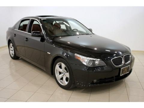 Black Sapphire Metallic BMW 5 Series 525i Sedan.  Click to enlarge.