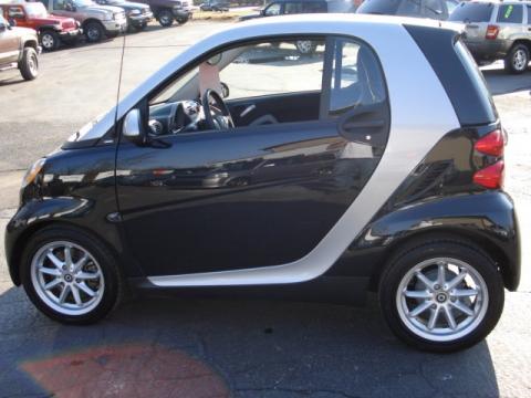 Deep Black Smart fortwo passion coupe.  Click to enlarge.