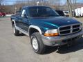 Front 3/4 View of 1999 Dodge Dakota SLT Regular Cab 4x4 #3