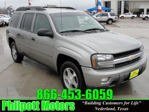 Graystone Metallic Chevrolet TrailBlazer EXT LS.  Click to enlarge.