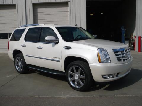 White Diamond Cadillac Escalade AWD.  Click to enlarge.