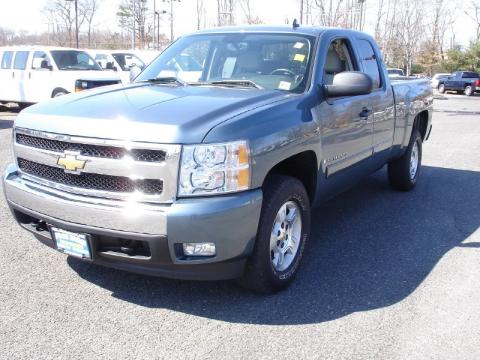 Blue Granite Metallic Chevrolet Silverado 1500 LT Extended Cab 4x4.  Click to enlarge.