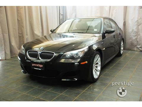 Black Sapphire Metallic BMW M5 Sedan.  Click to enlarge.