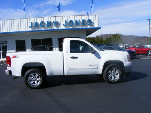 Summit White GMC Sierra 1500 SLE Regular Cab 4x4.  Click to enlarge.