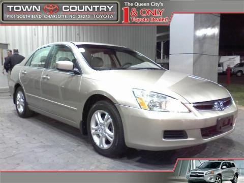 Desert Mist Metallic Honda Accord EX Sedan.  Click to enlarge.
