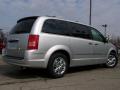 2010 Town & Country Limited #7