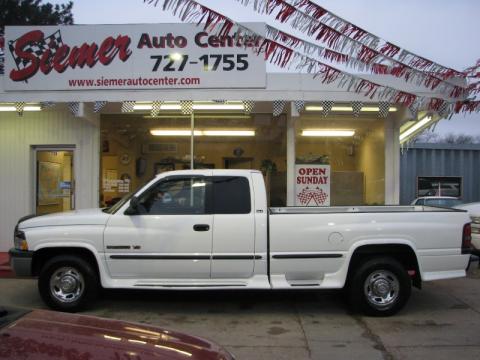 Bright White Dodge Ram 2500 Laramie Extended Cab.  Click to enlarge.