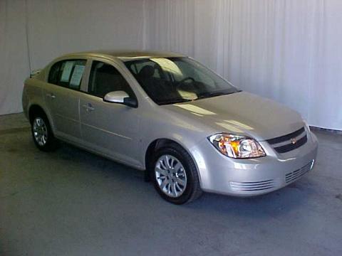 Gold Mist Metallic Chevrolet Cobalt LT Sedan.  Click to enlarge.
