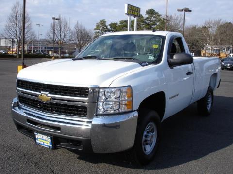 Summit White Chevrolet Silverado 2500HD Work Truck Regular Cab.  Click to enlarge.