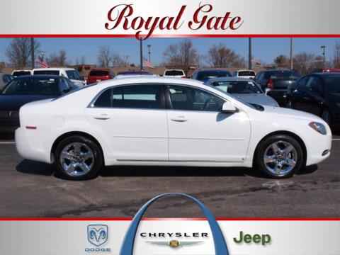 Summit White Chevrolet Malibu LT Sedan.  Click to enlarge.