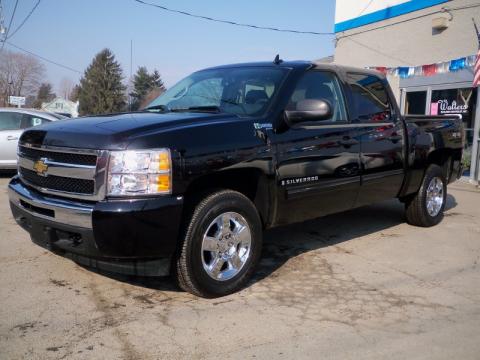Black Chevrolet Silverado 1500 Hybrid Crew Cab 4x4.  Click to enlarge.