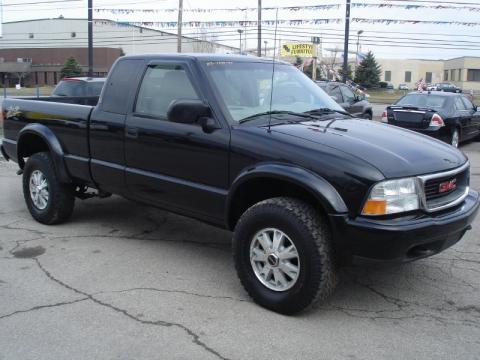 Onyx Black GMC Sonoma SLS Extended Cab 4x4. Click to enlarge. Onyx Black GMC Sonoma SLS Extended Cab 4x4. Click to enlarge.