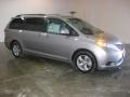 2011 Sienna LE #5